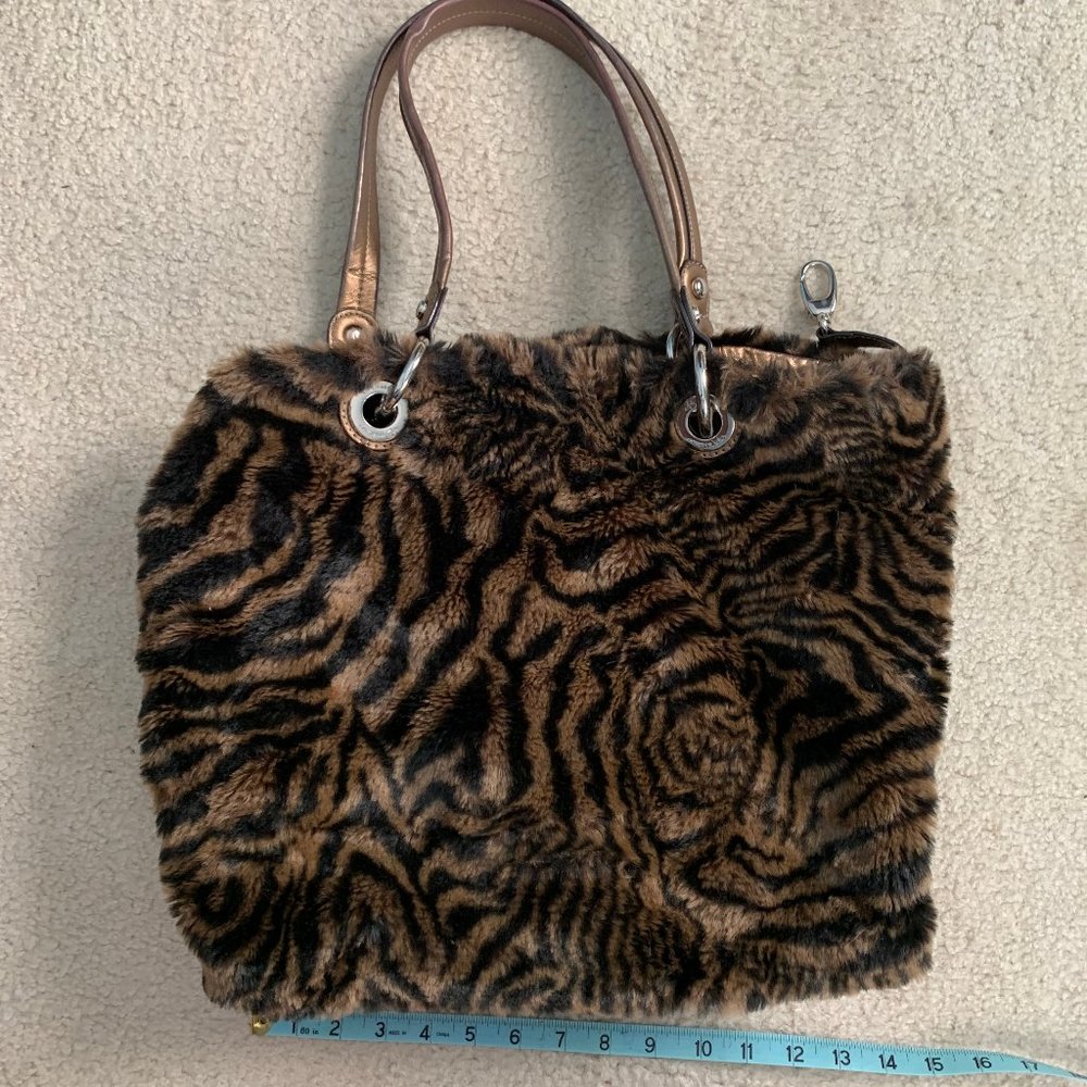 Stunning Makowsky Vintage Fur Purse with Coin Purse